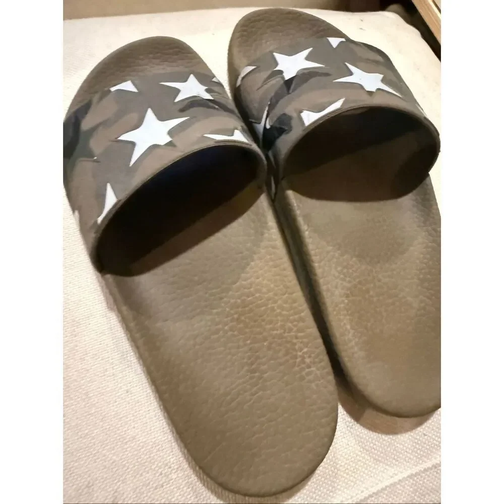 Valentino Garavani Youth Boys Star Print Camo Pool Dlidse Sandals Green Size 37